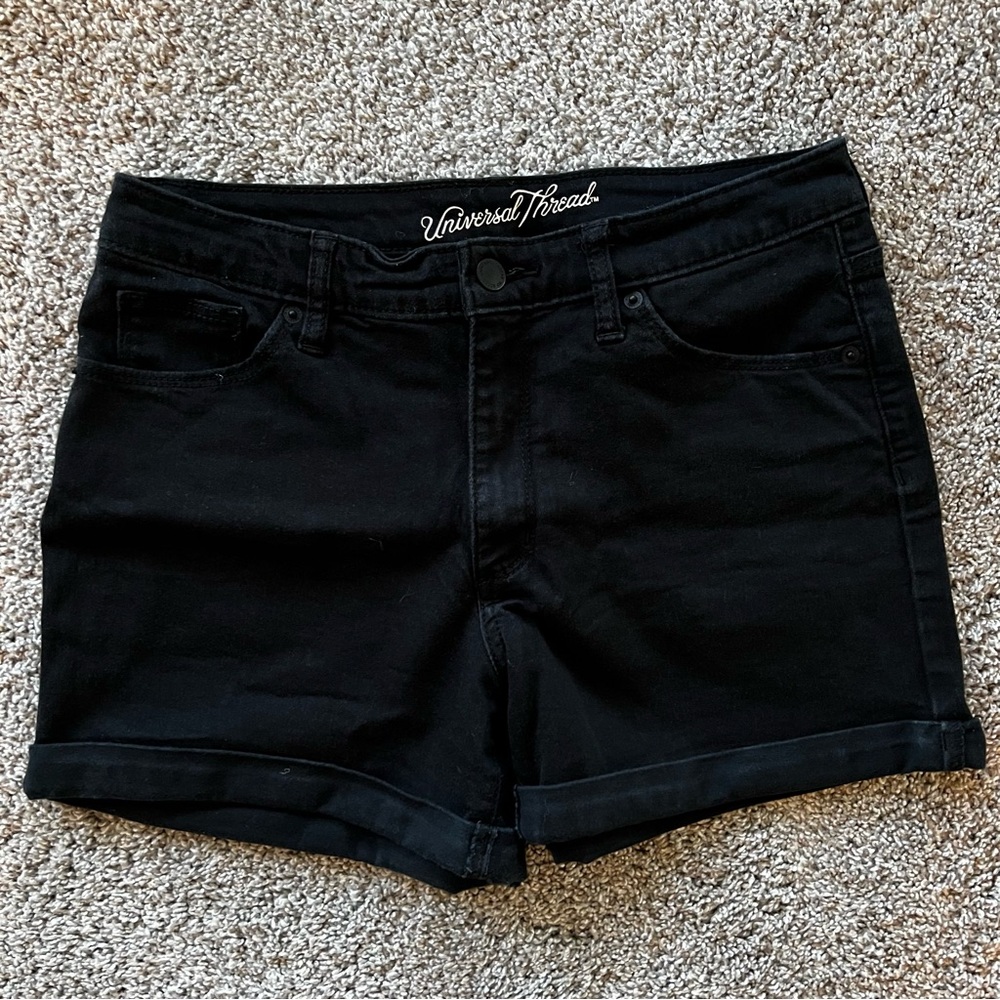 Universal Thread Women's Dark Denim Shorts